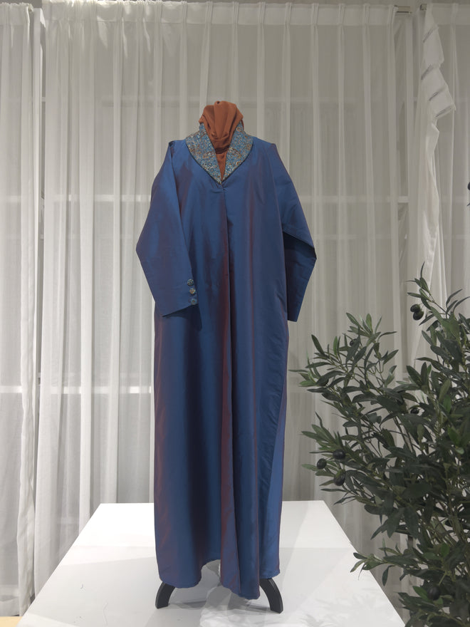 Termeh Collar Abaya
