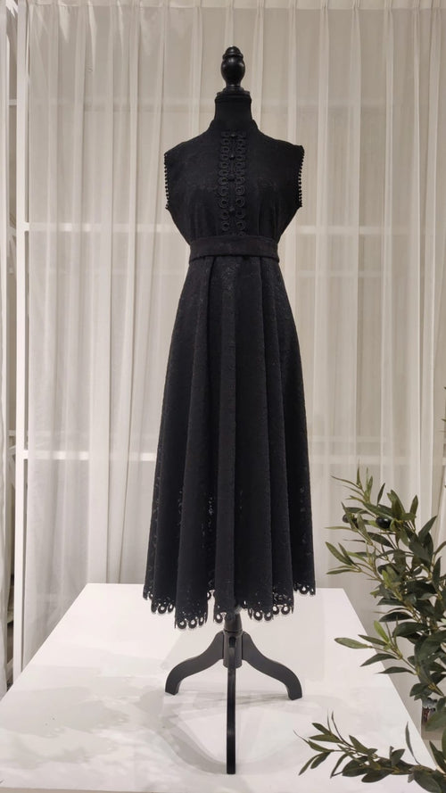 Black lace dress